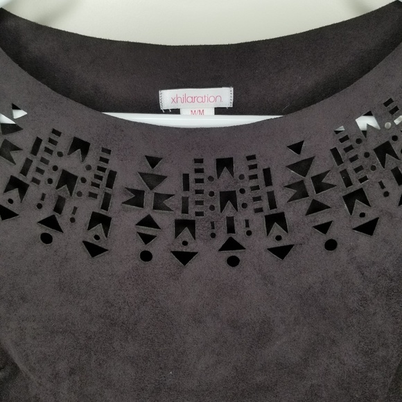 Lasercut Fringe BOHO Faux Suede Crop Top - Picture 3 of 5